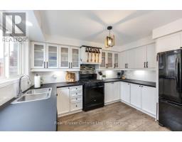 3 Durling Rock Street, Ajax, ON L1Z1S4 Photo 12