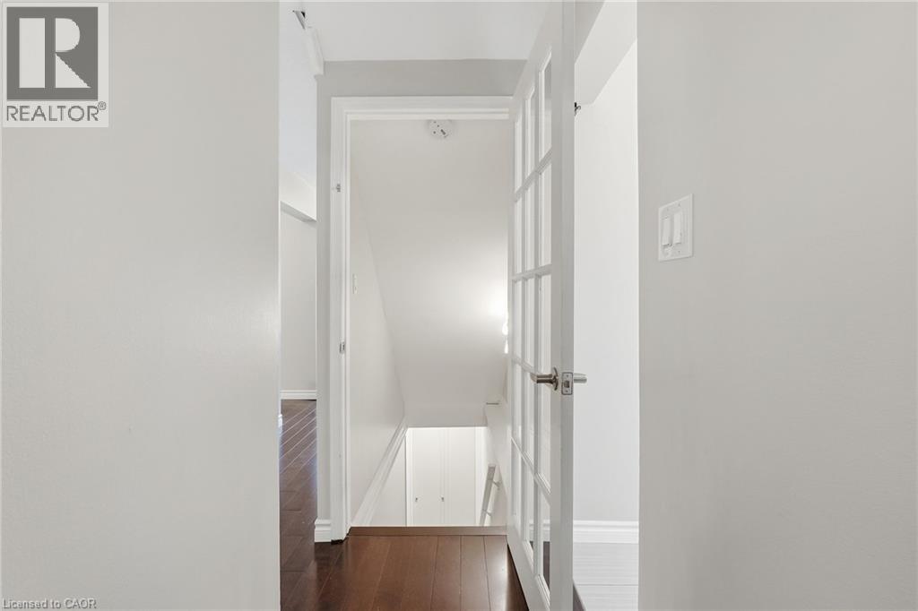 1 Fenton Drive — photo 34