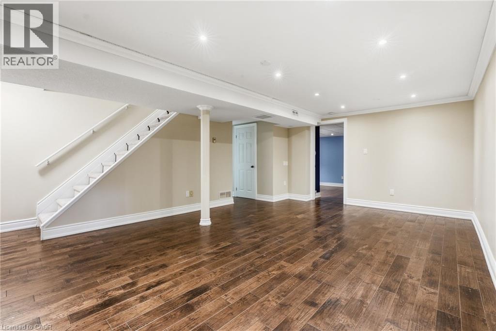 1 Fenton Drive — photo 37