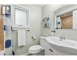 1 Fenton Drive, Waterdown, ON L8B0C8 Photo 33