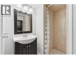 1 Fenton Drive, Waterdown, ON L8B0C8 Photo 43