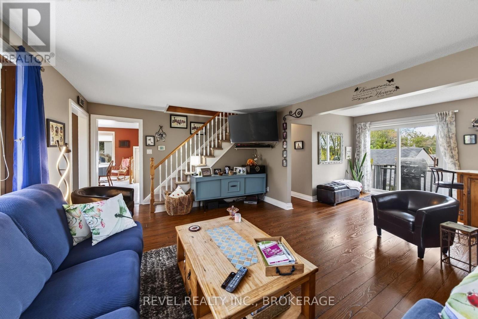 4682 LATIMER ROAD - 18