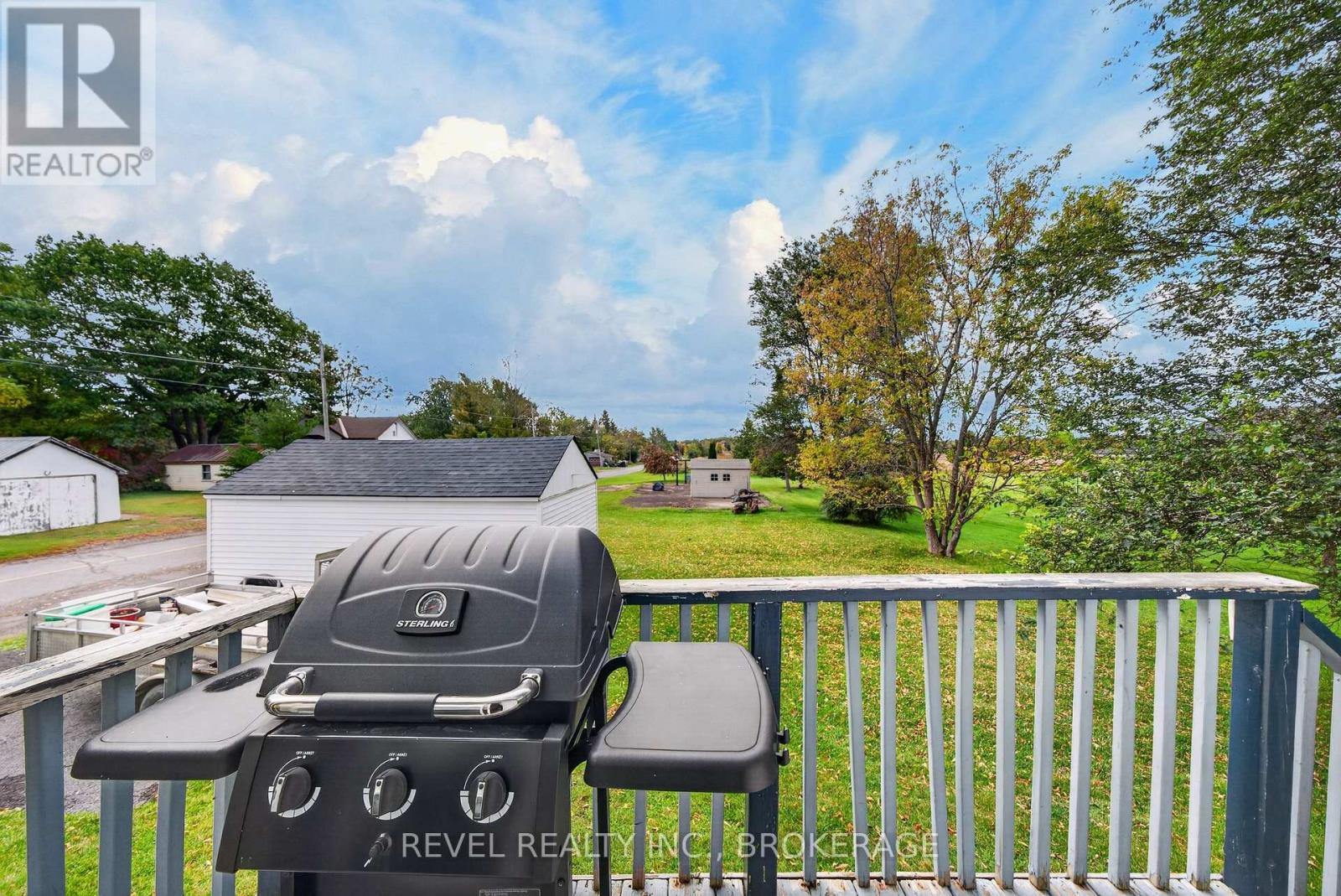 4682 LATIMER ROAD - 22