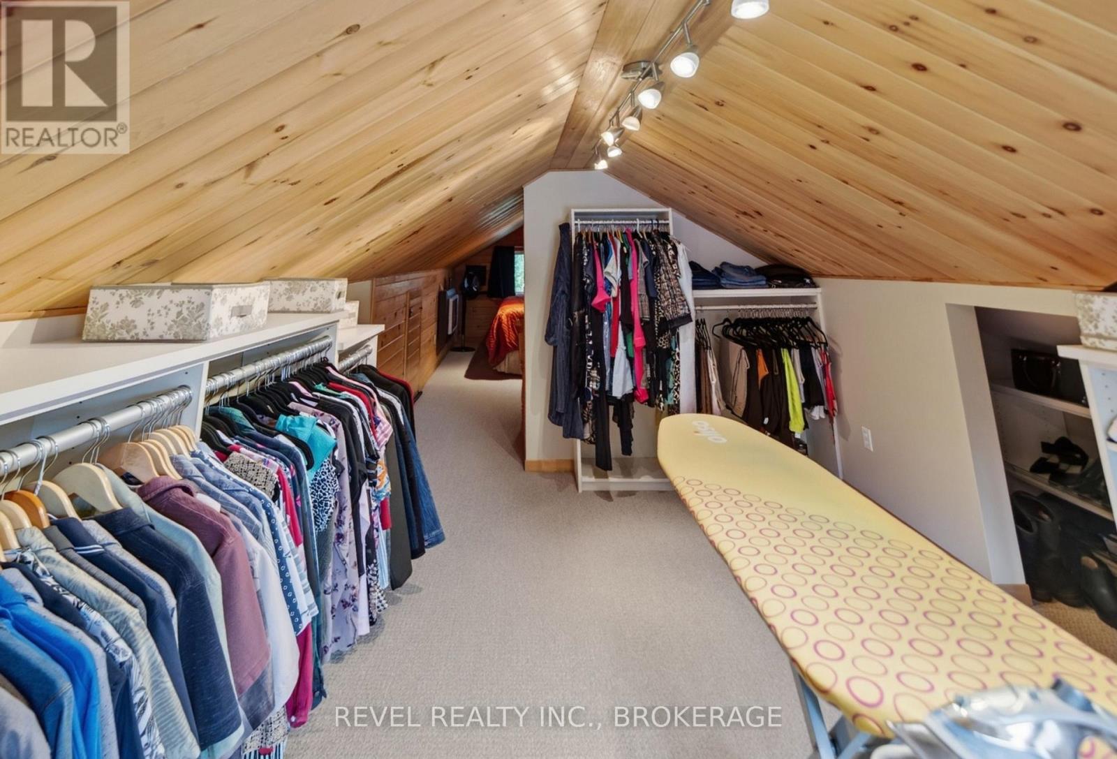 4682 LATIMER ROAD - 35
