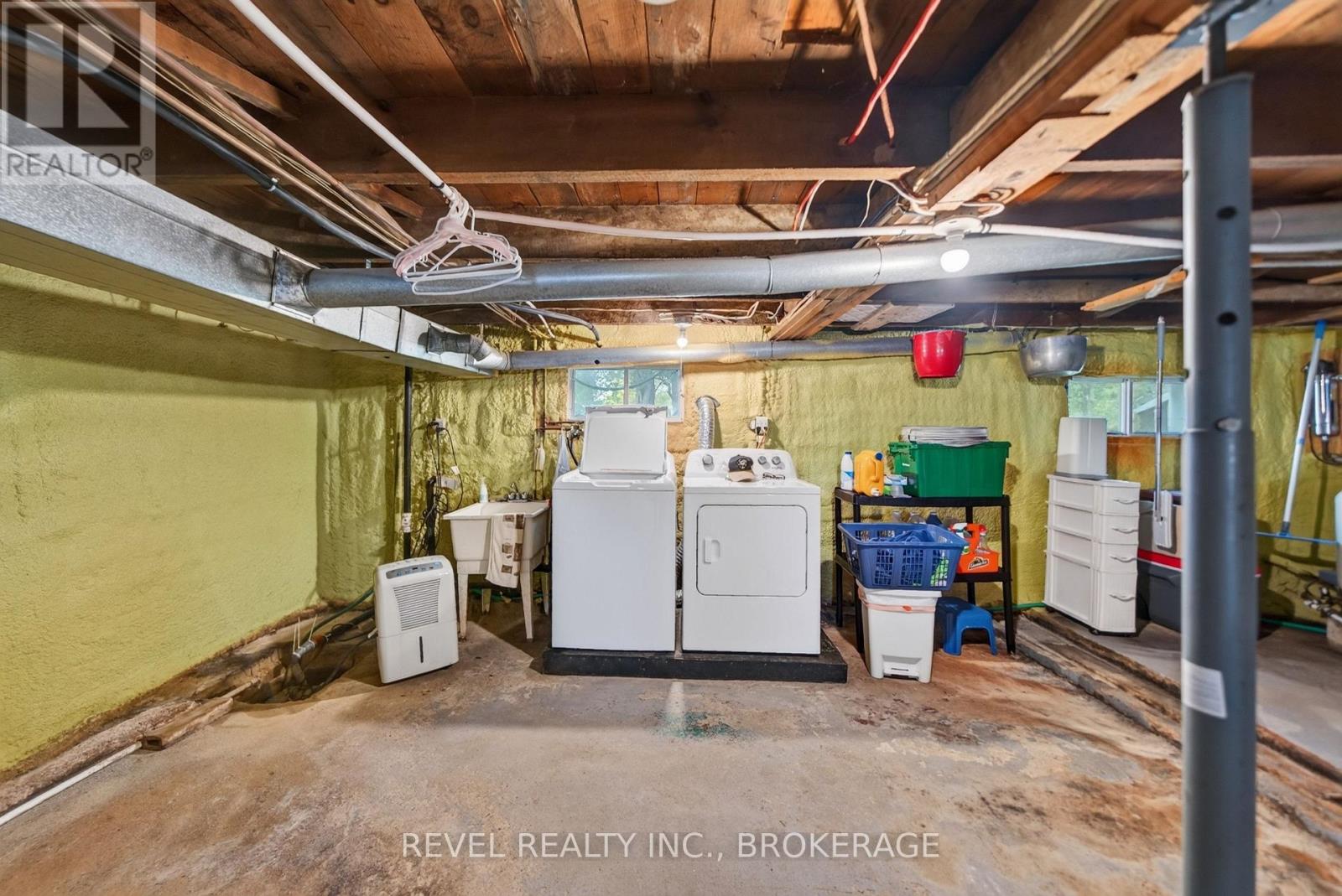 4682 LATIMER ROAD - 37