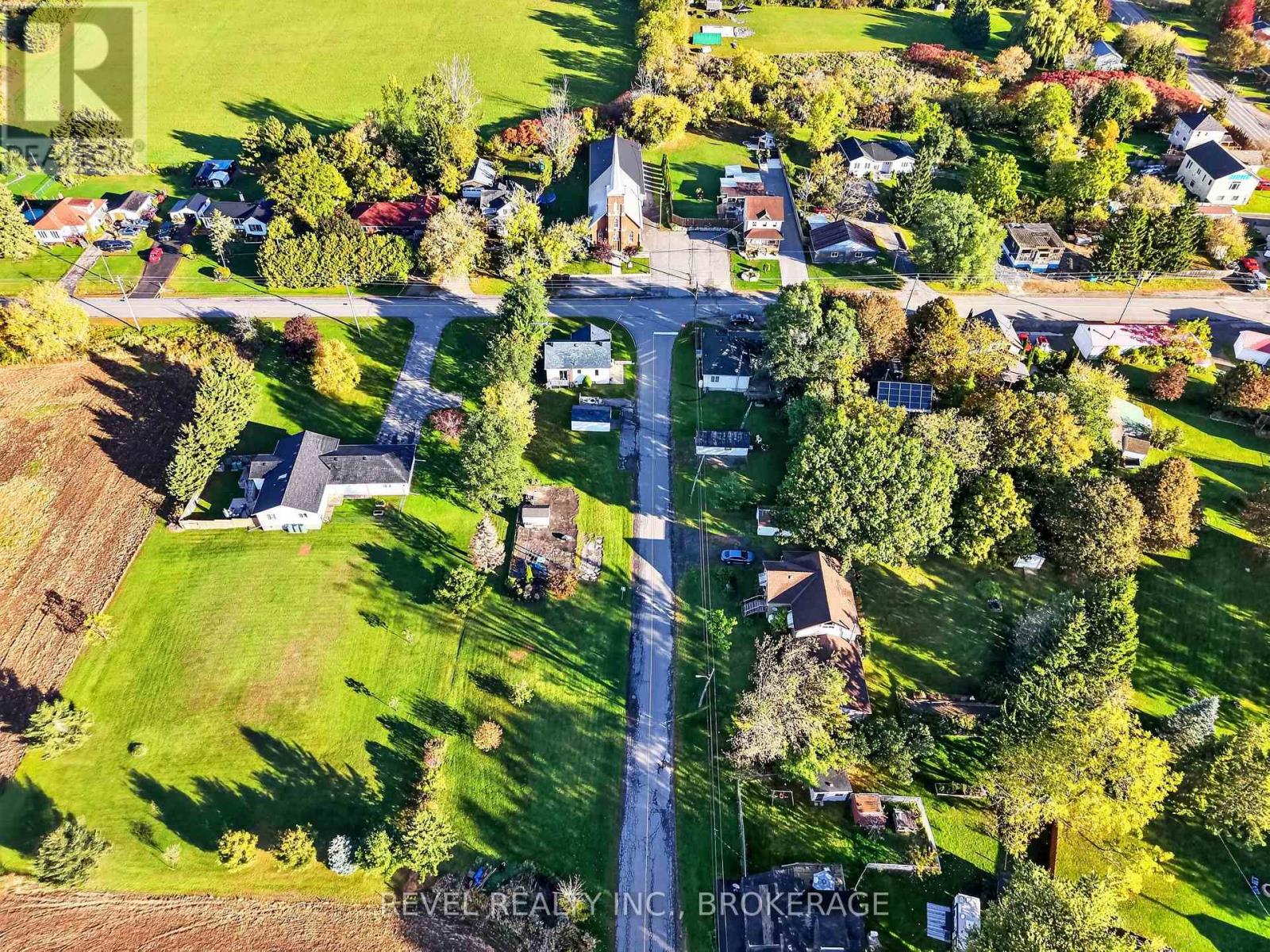 4682 LATIMER ROAD - 41