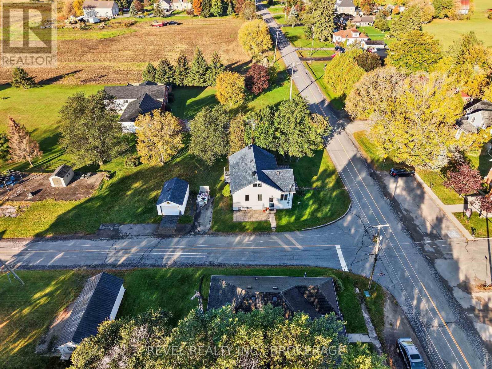 4682 LATIMER ROAD - 47