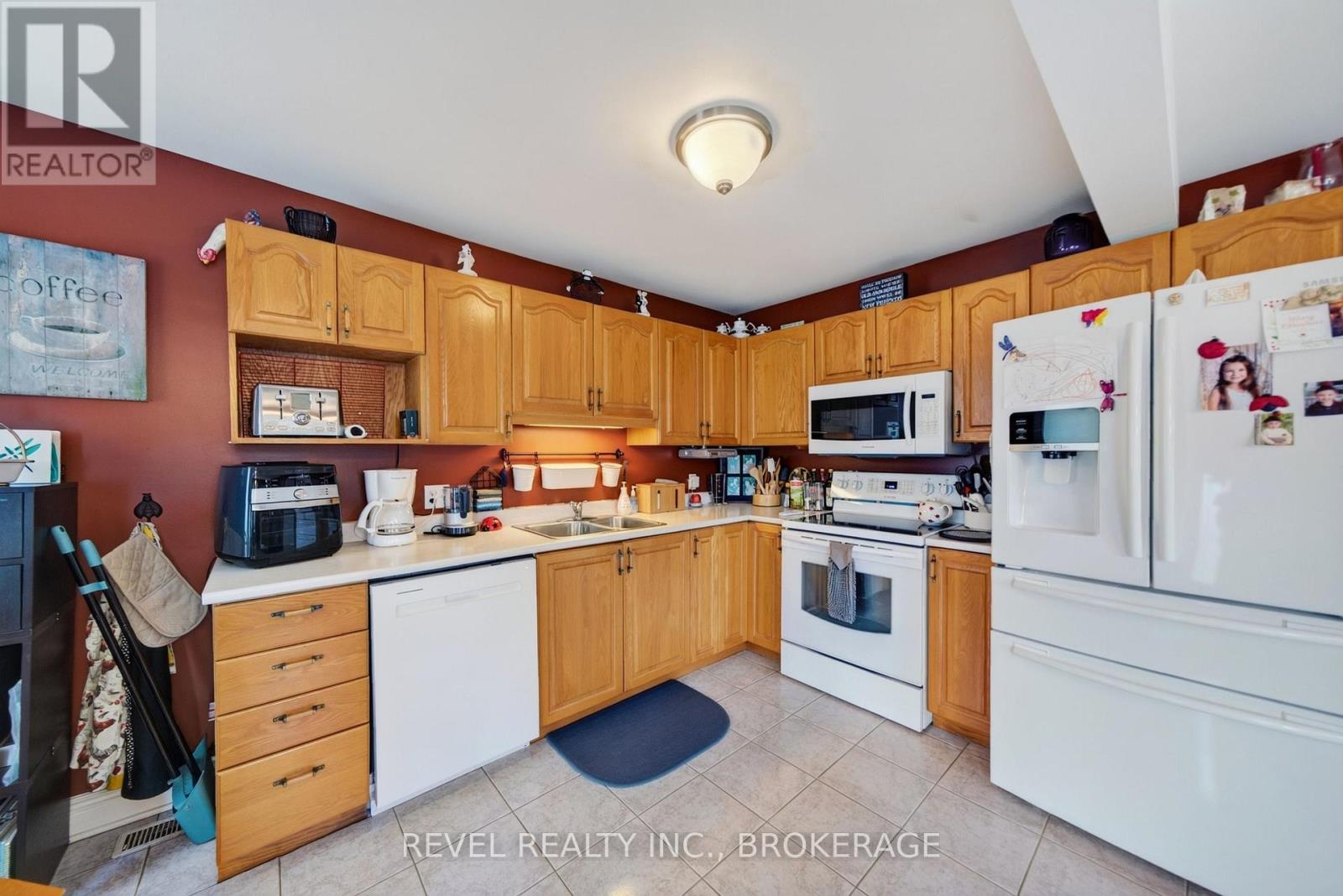 4682 LATIMER ROAD - 8