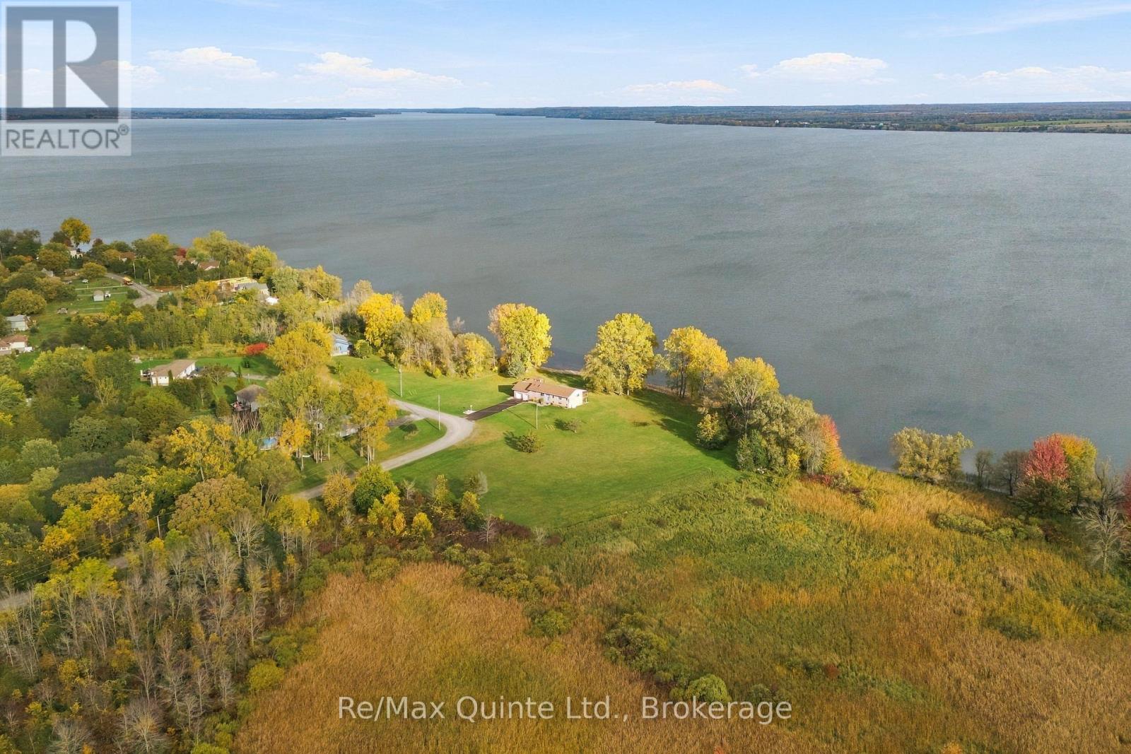 40 Wallbridge Circle, Prince Edward County, ON