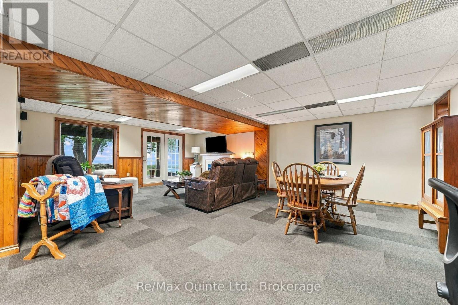 40 Wallbridge Circle, Prince Edward County, ON photo 30