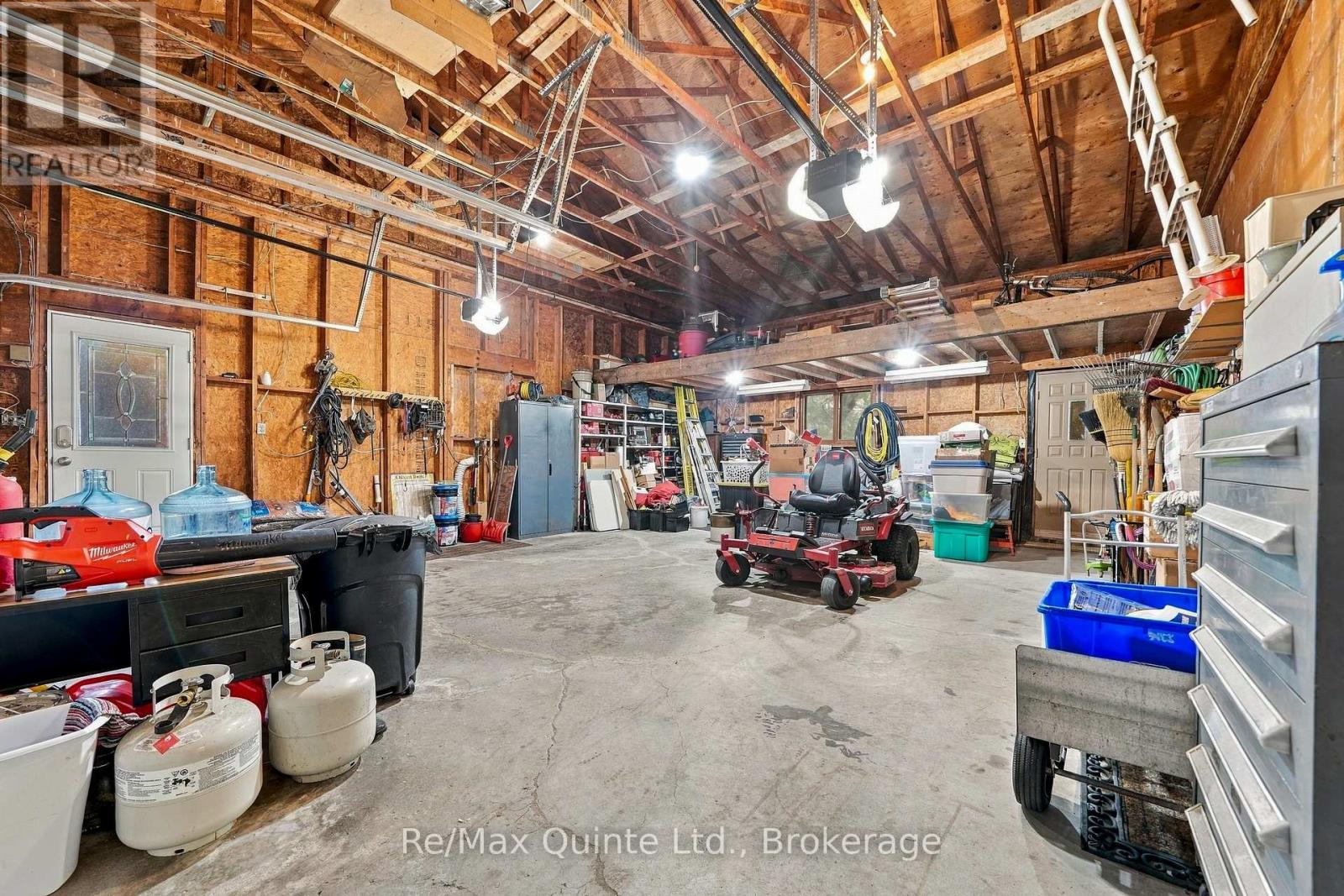 40 Wallbridge Circle, Prince Edward County, ON photo 34