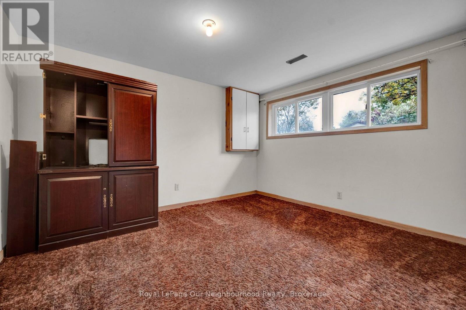 32 ALNET DRIVE - 22