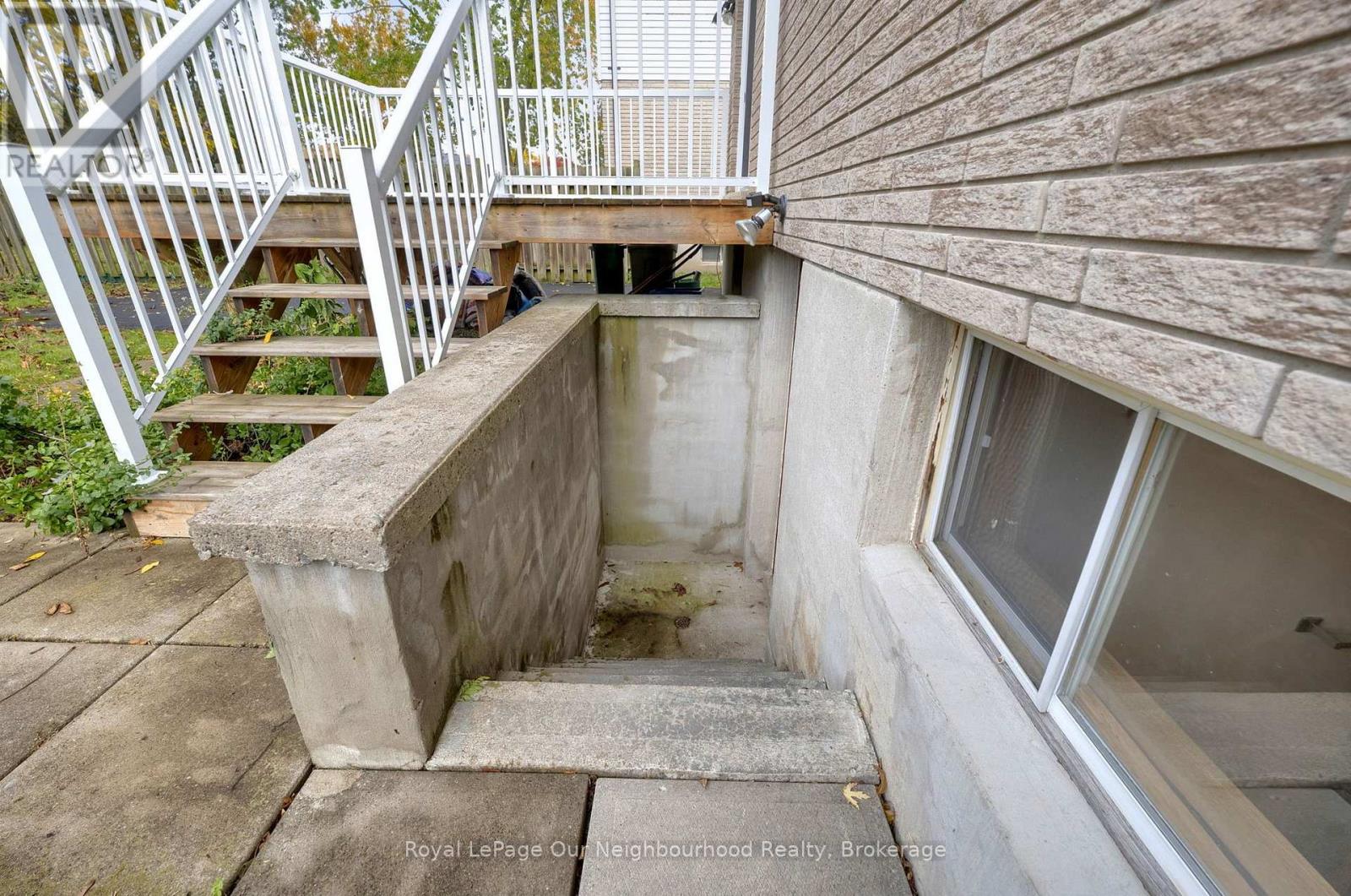 32 ALNET DRIVE - 25