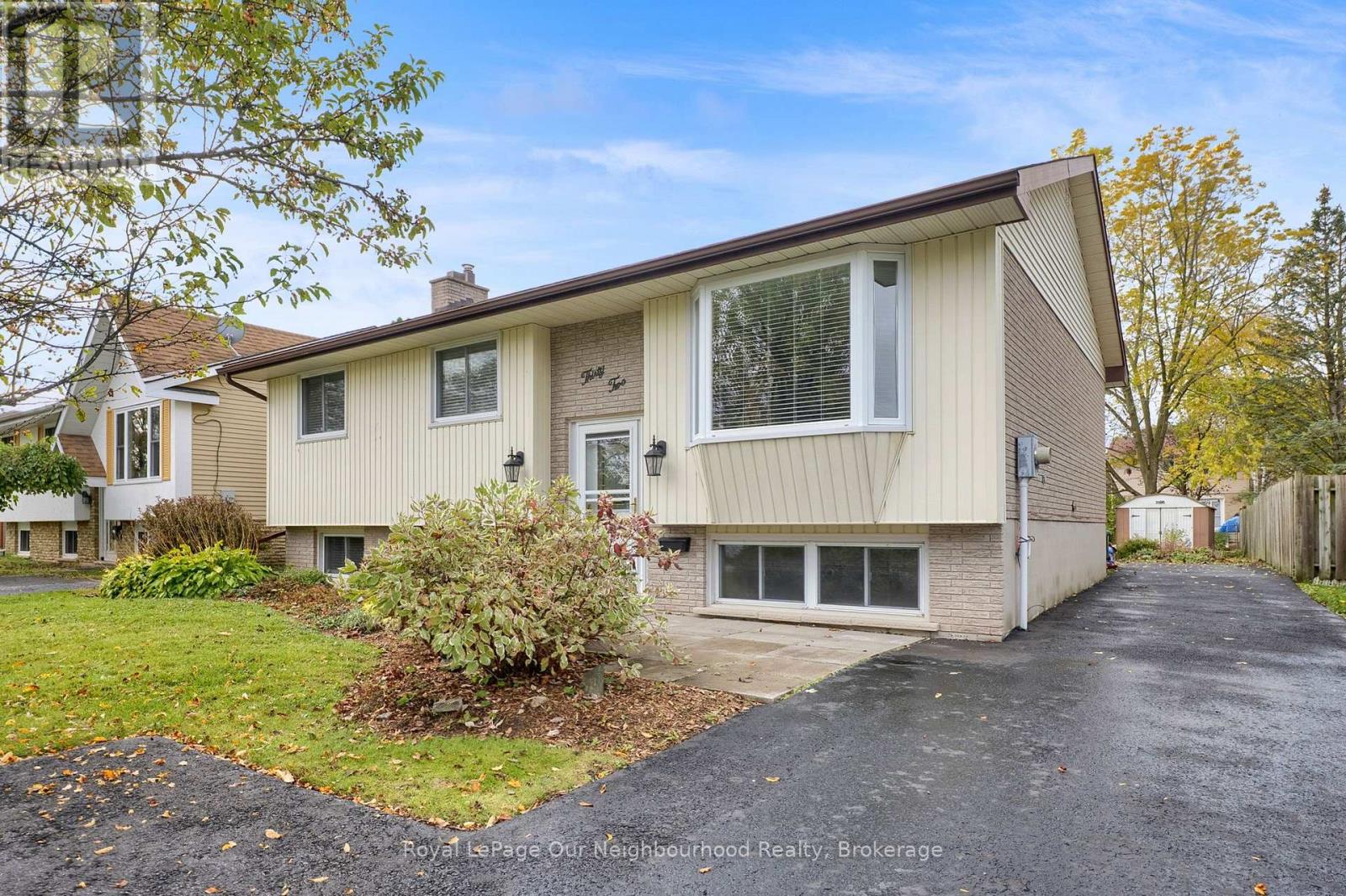32 Alnet Drive, Belleville, ON photo 4
