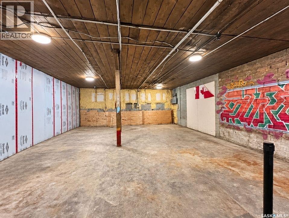220 Central AVENUE N, Swift Current — photo 10