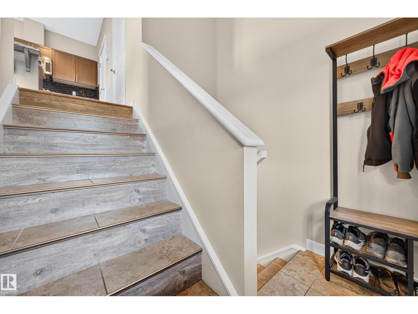 1602 Graybriar Green, photo 4