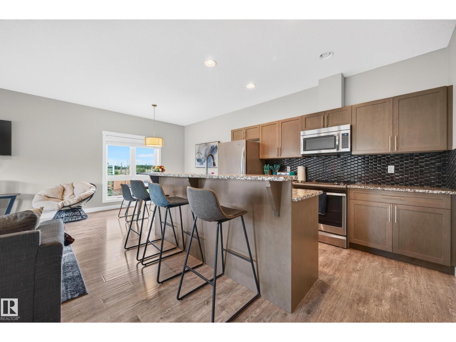 1602 Graybriar Green, photo 6