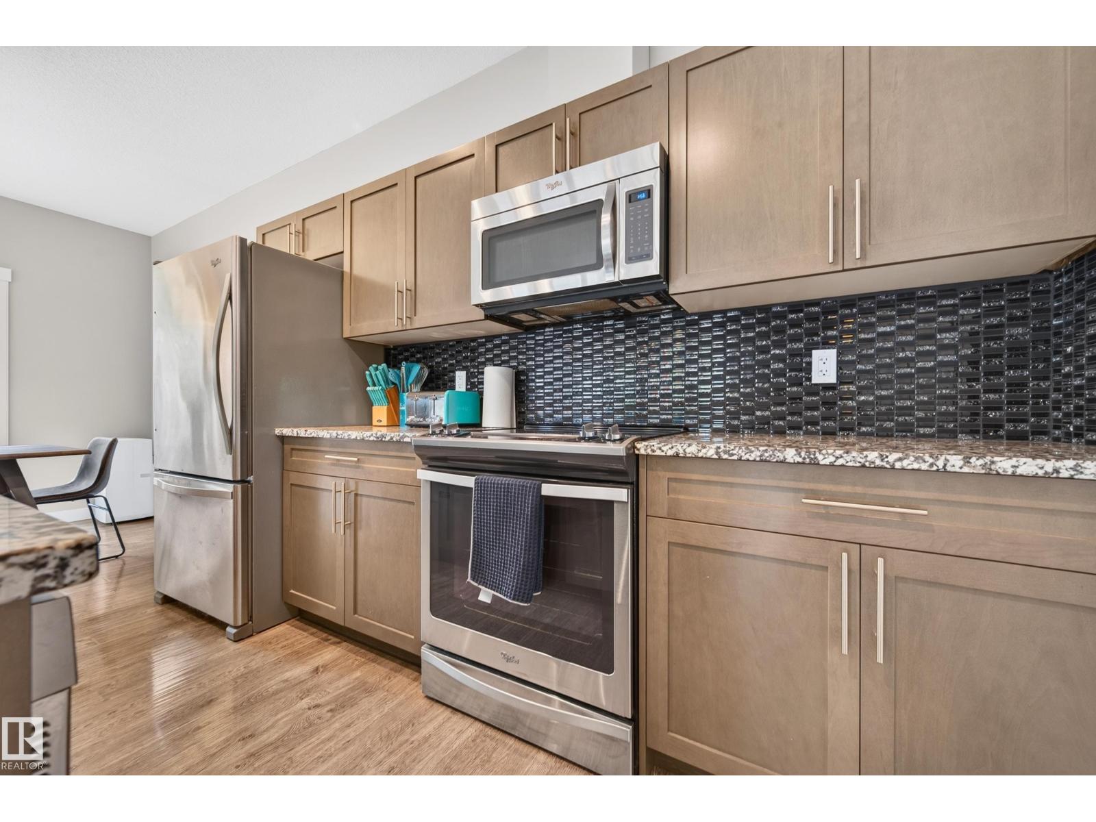 1602 Graybriar Green, photo 9