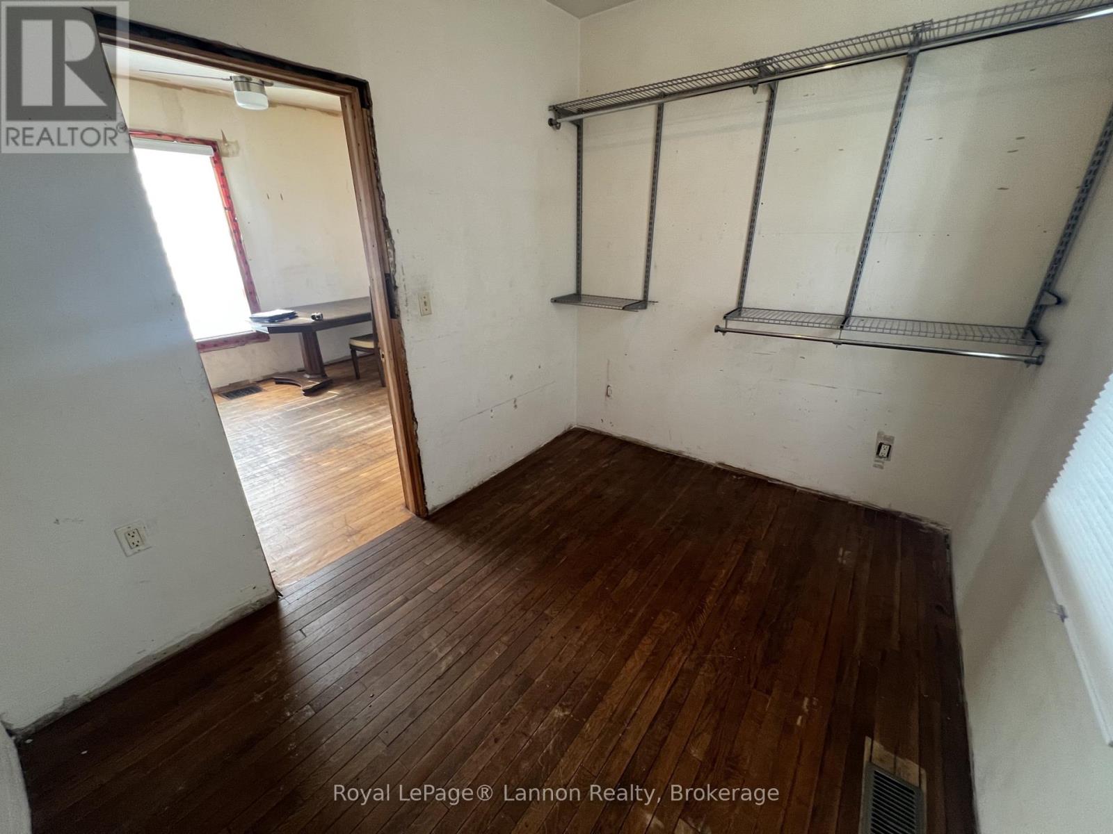 1612 Crawford Avenue — photo 10