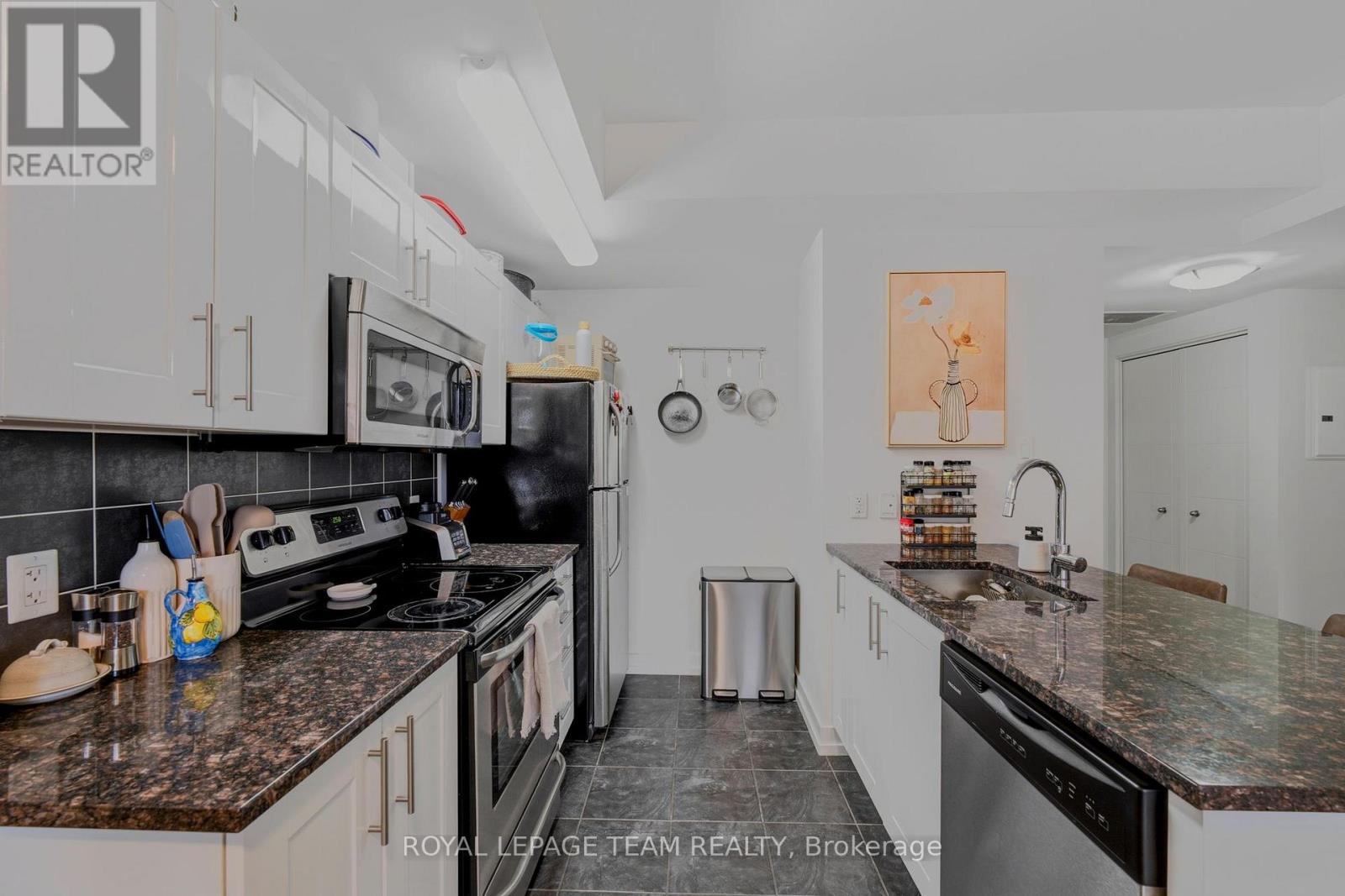 179 Metcalfe Street — photo 10