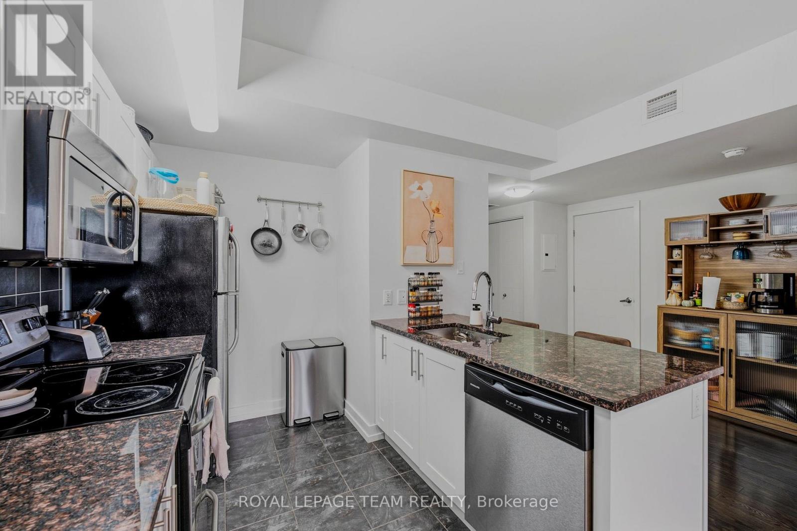 179 Metcalfe Street — photo 12