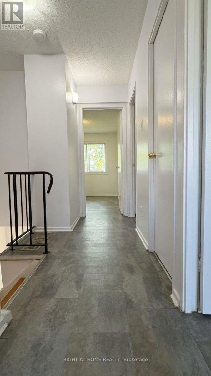 #14 3043 FAIRLEA CRESCENT - 9