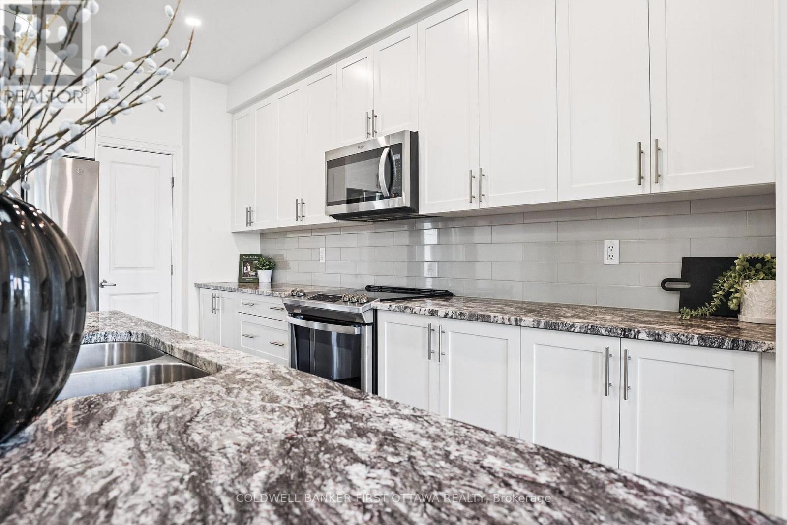 5 TABER STREET - 15