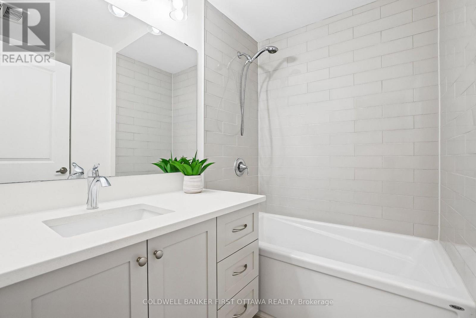 5 Taber Street — photo 28