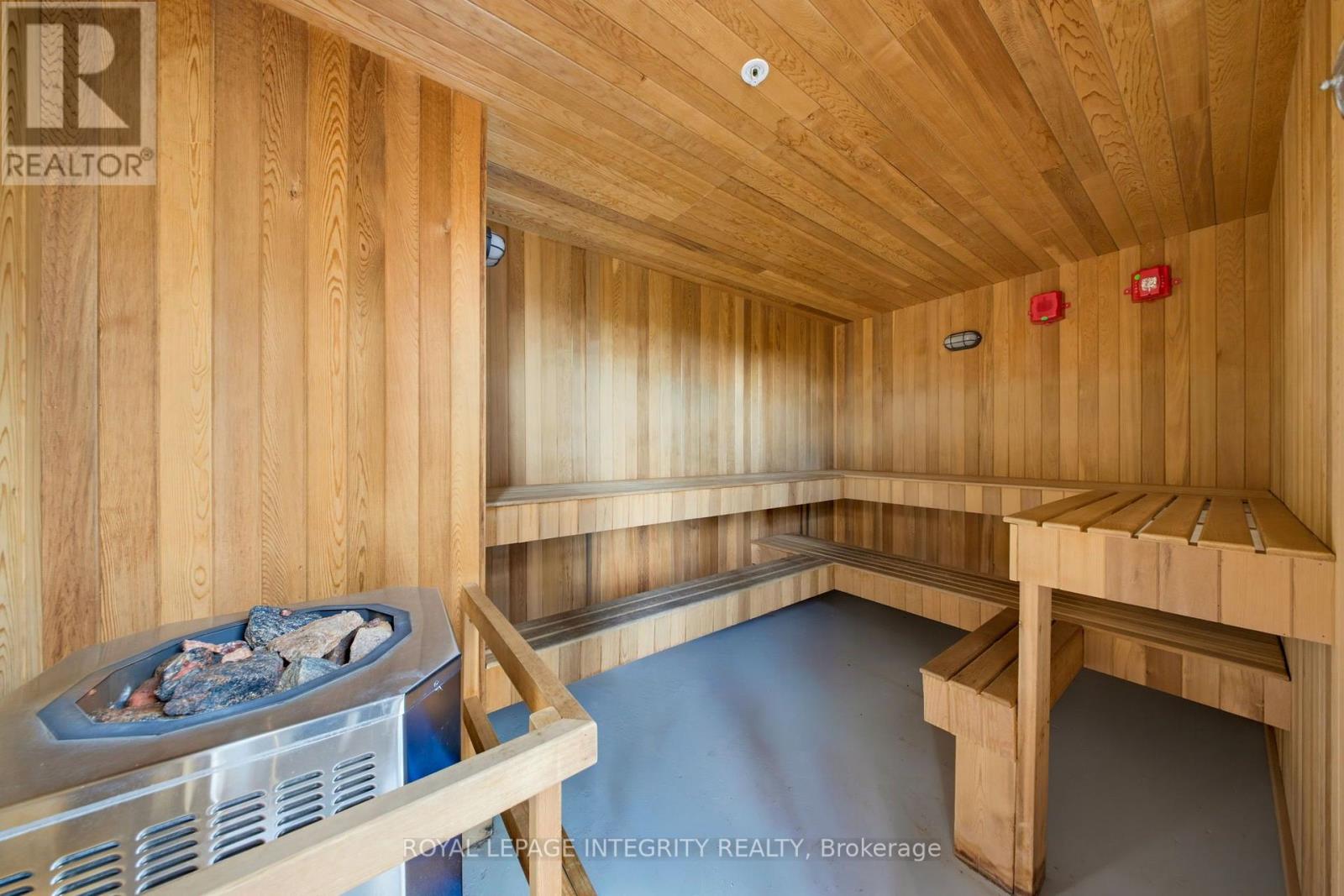 805 Carling Avenue — photo 30