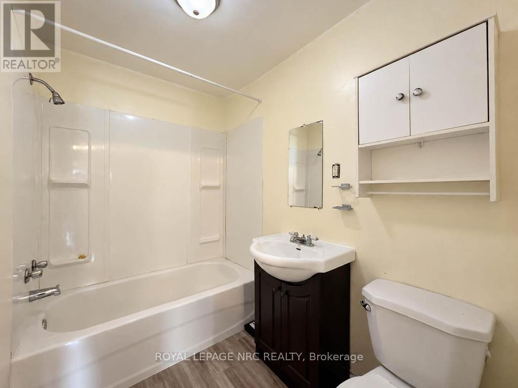 255 Jarvis Street — photo 32