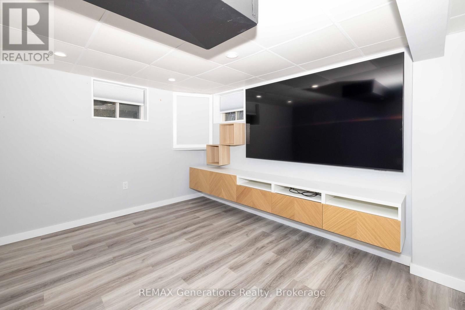 356 Elliott Street — photo 14