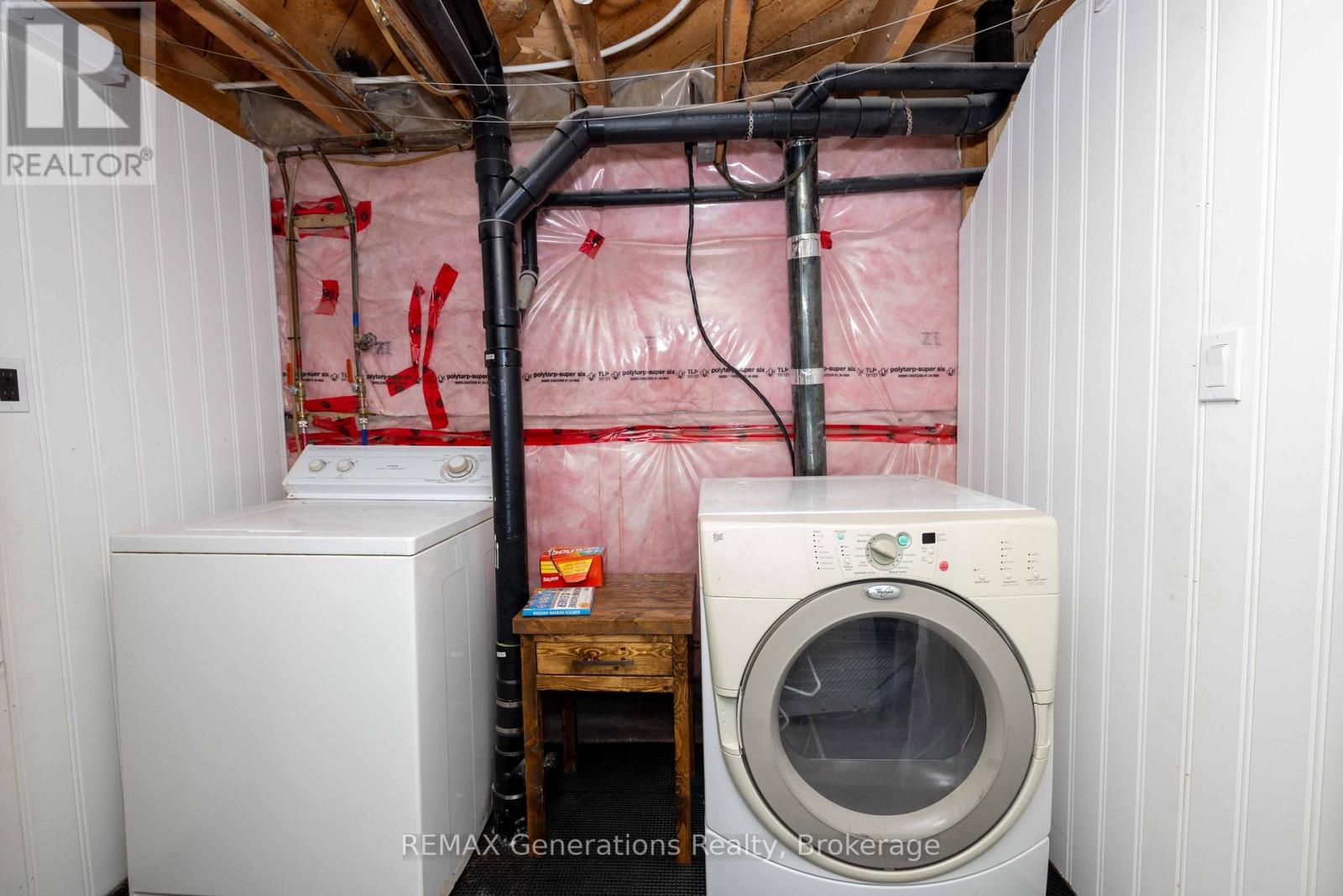 356 Elliott Street — photo 17