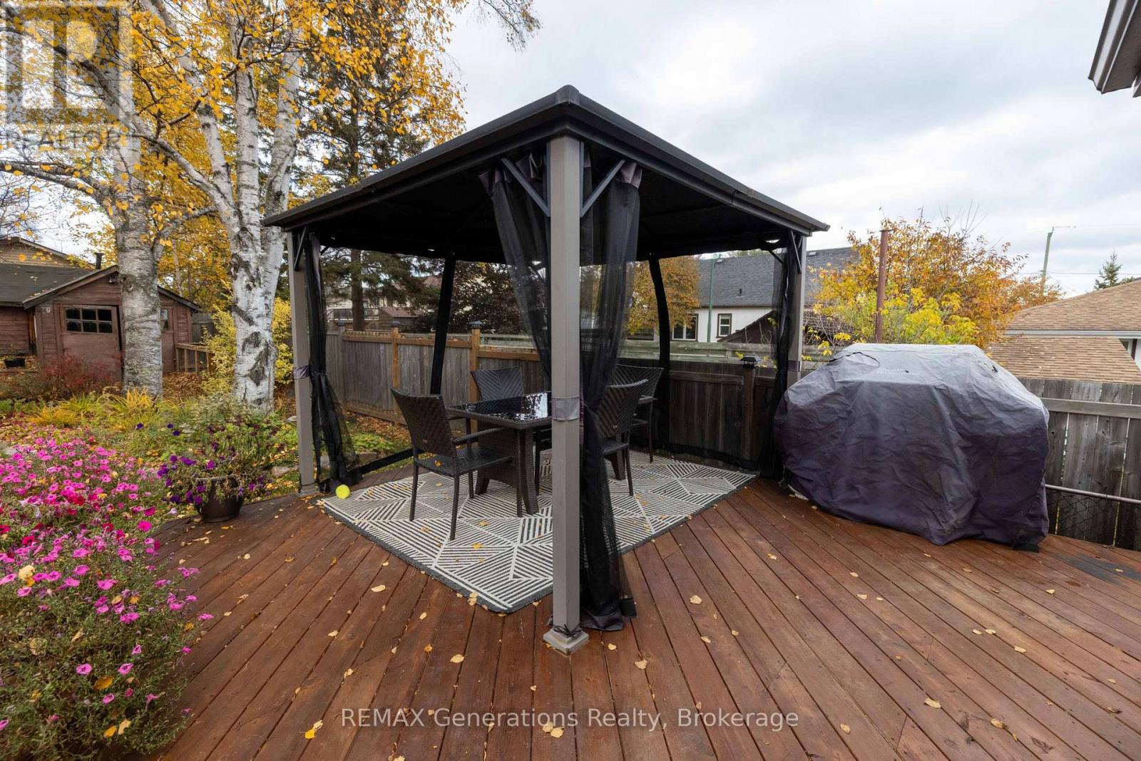 356 Elliott Street — photo 22