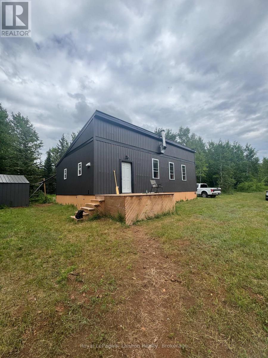 4010 Hwy 588 Highway