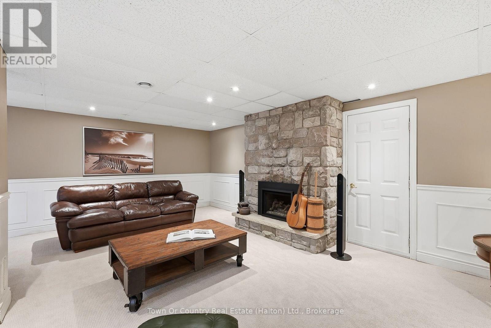 634424 Hurontario Street — photo 45