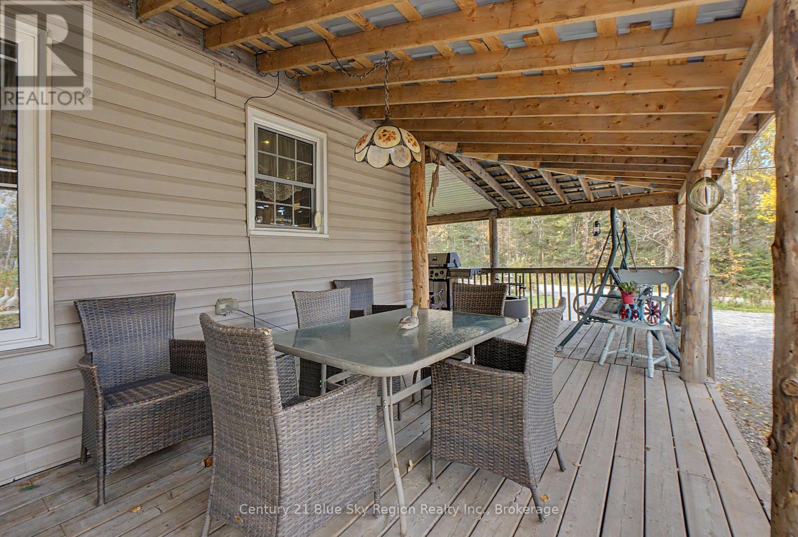 1367 Four Mile Lake Road — photo 8