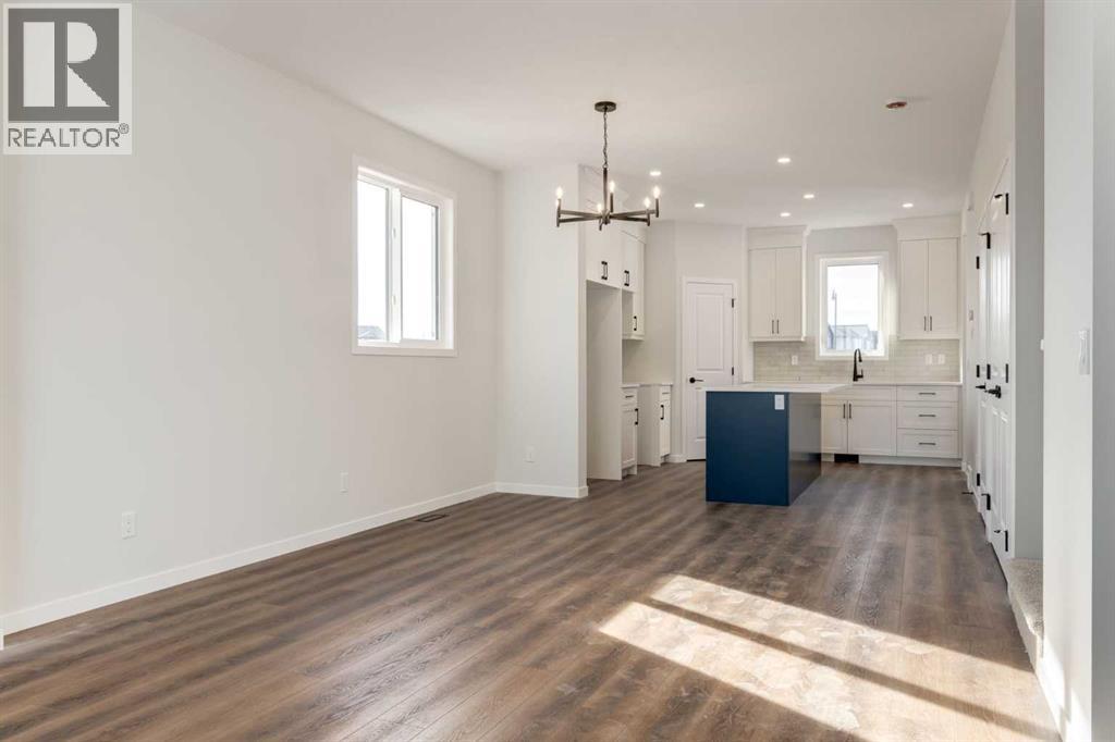418 Montrose Crescent SE, High River — photo 3