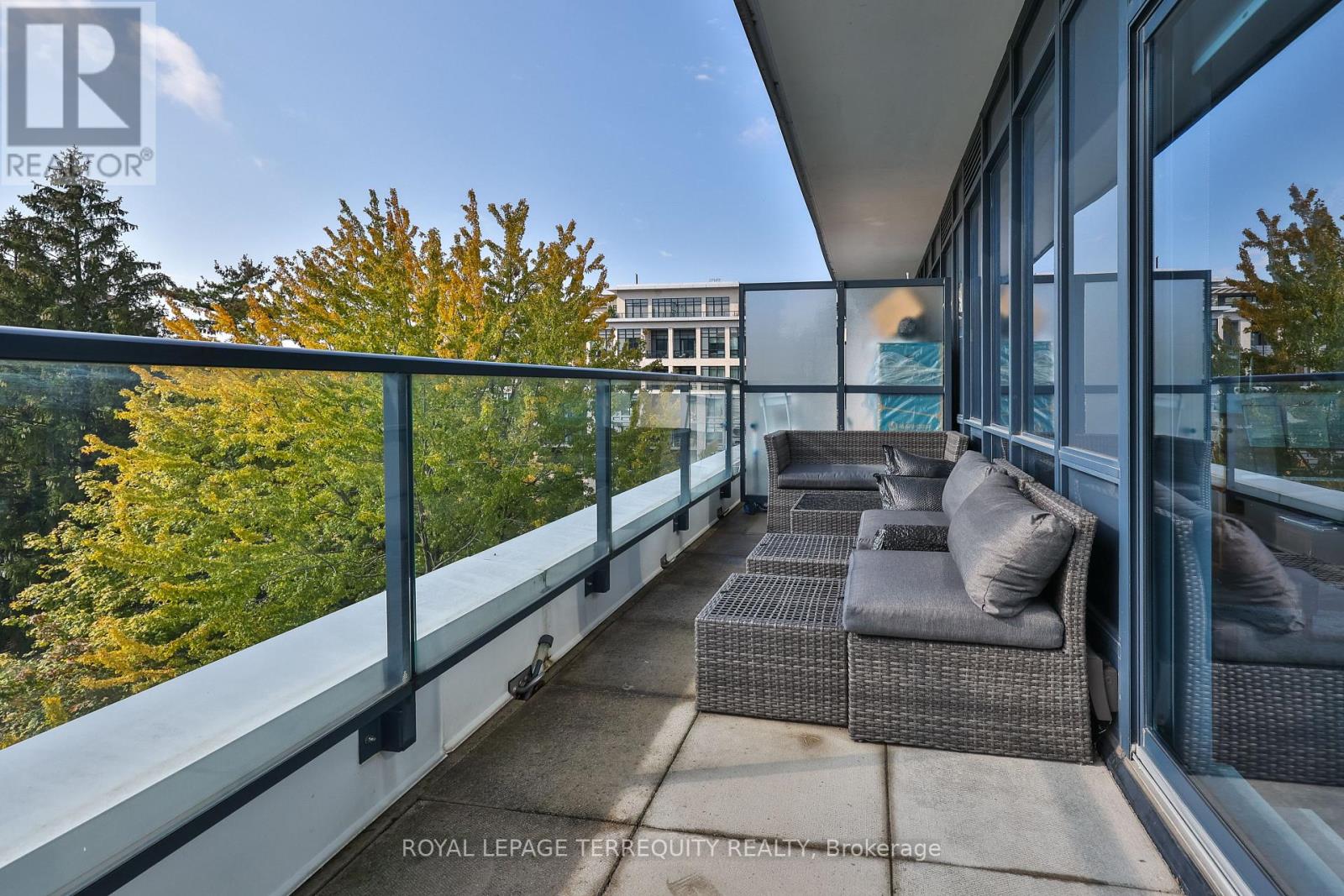 399 Spring Garden Avenue — photo 32
