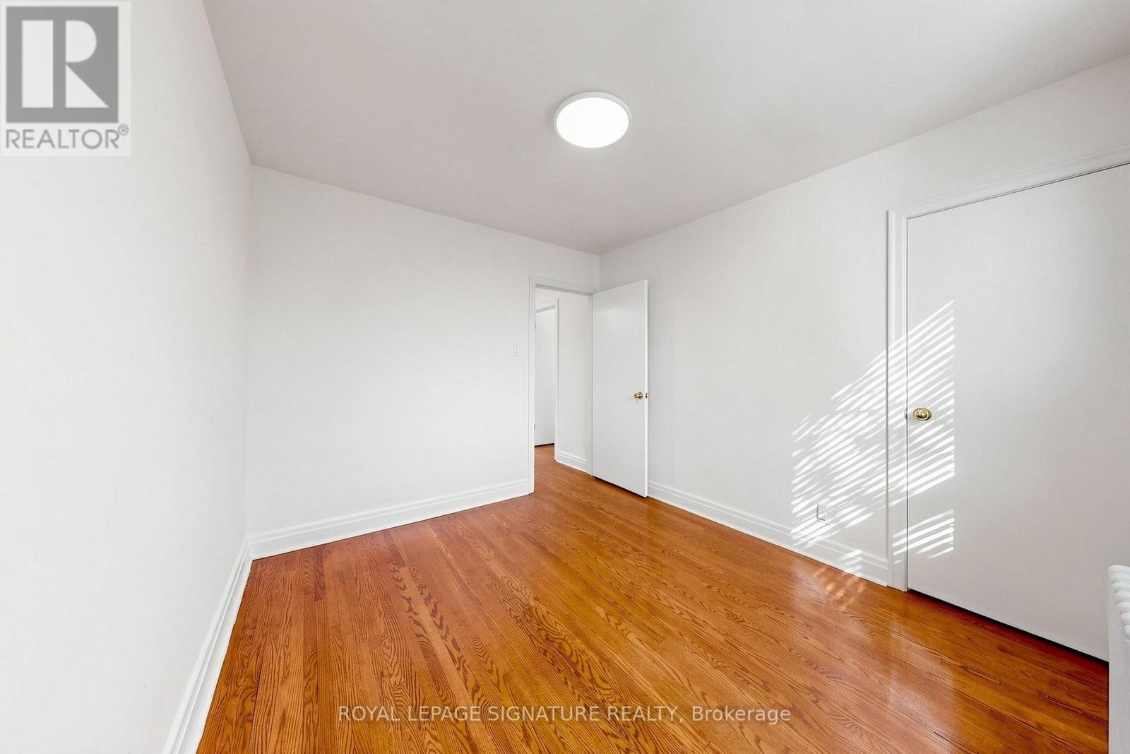 461 Eglinton Avenue East — photo 24