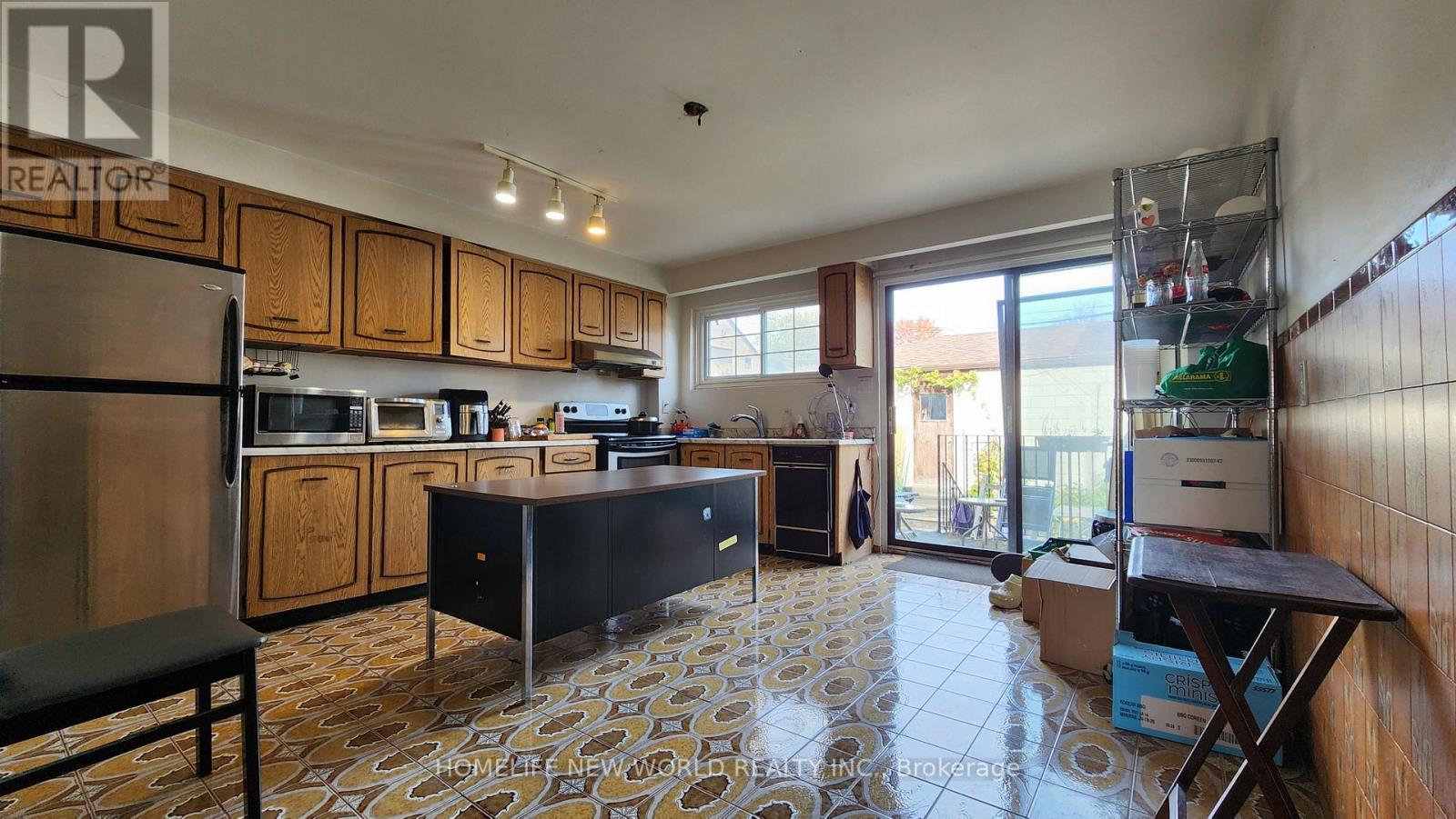 146 Wolseley Street — photo 10