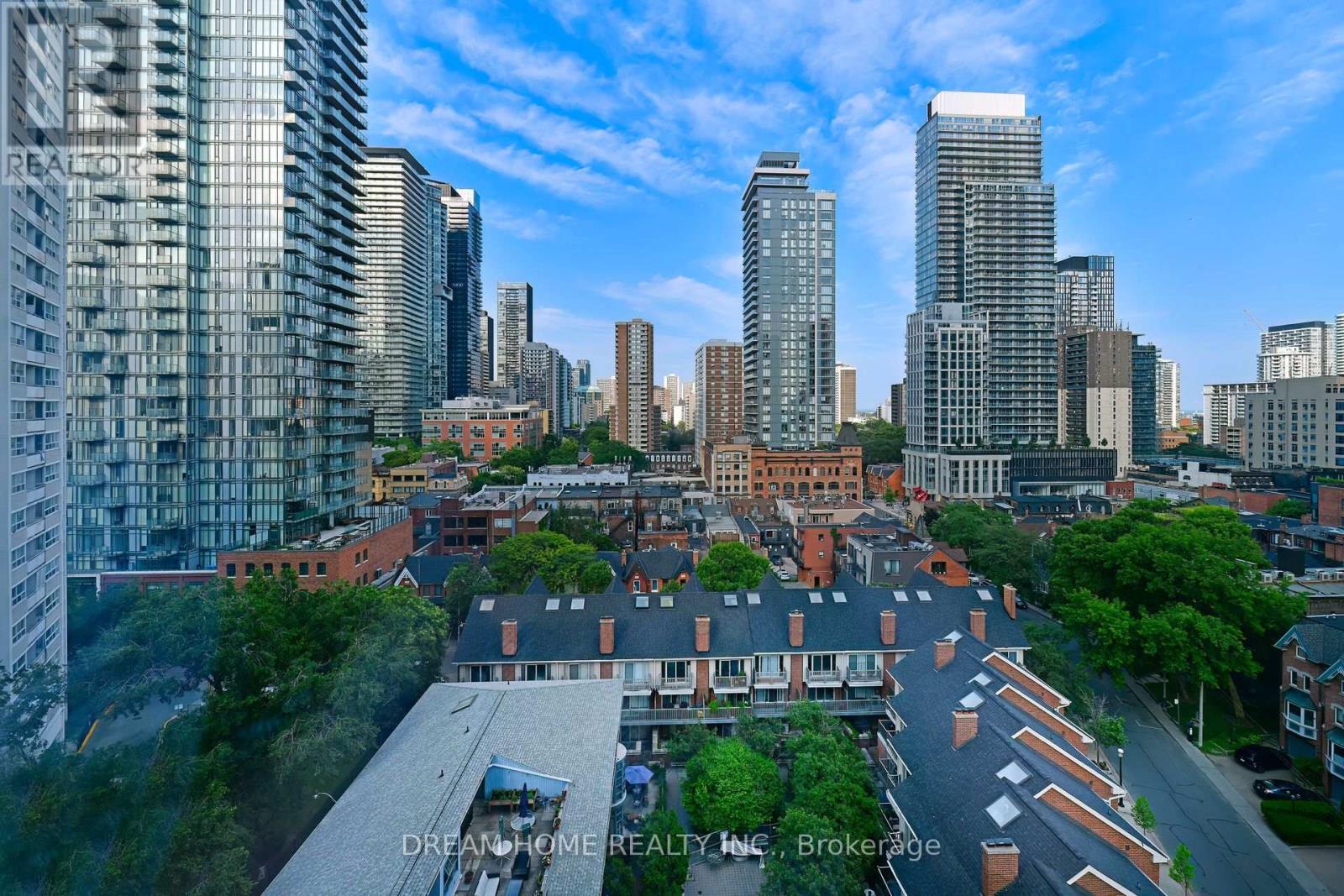 1055 Bay Street — photo 7
