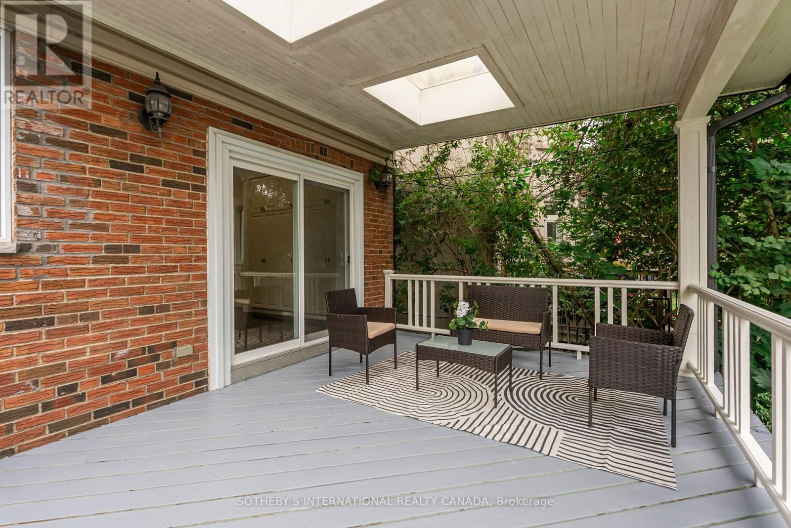 122 BRENTCLIFFE ROAD - 44