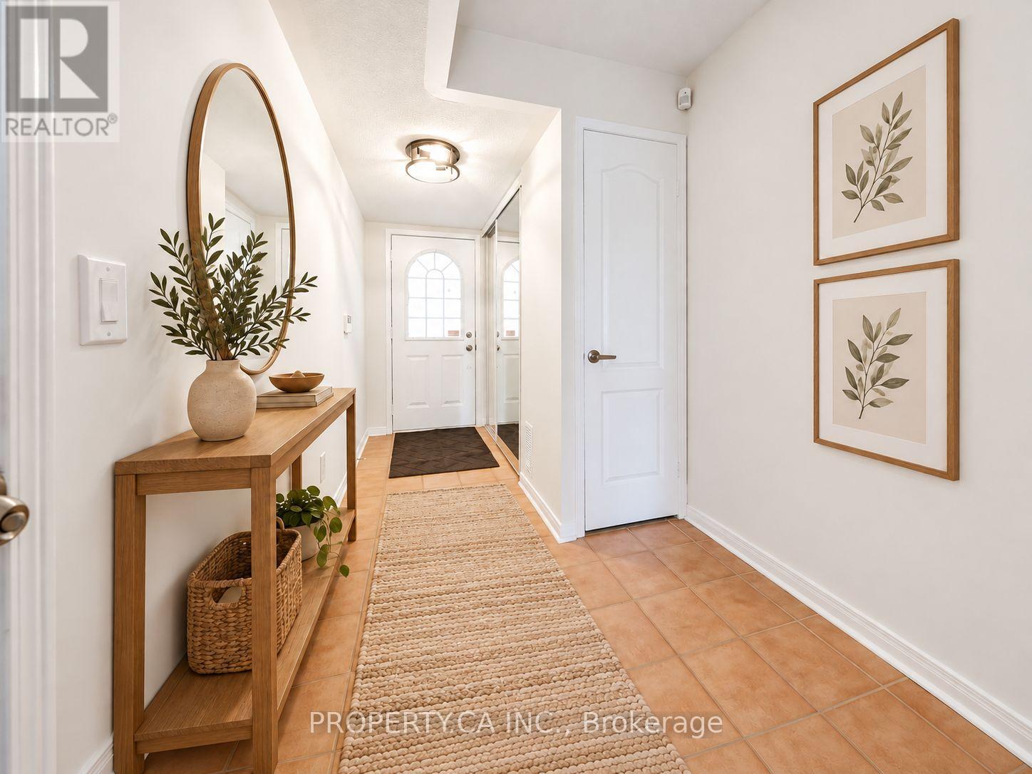 72 Jenkinson Way, Toronto, ON photo 3
