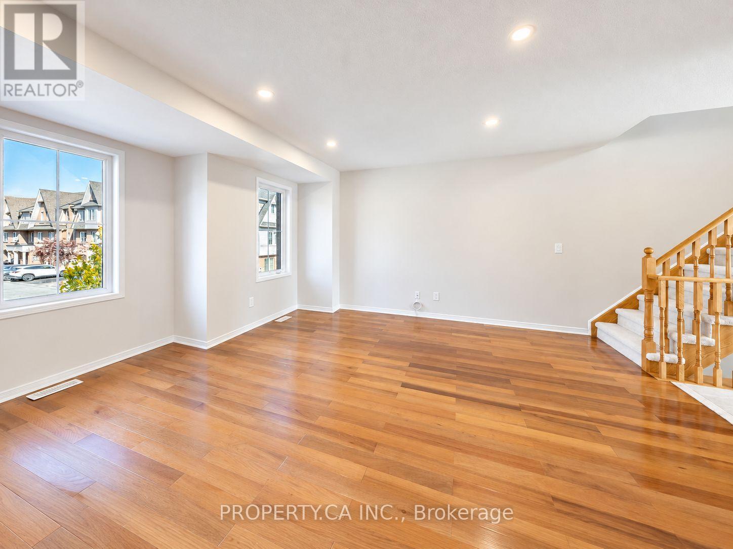 72 Jenkinson Way, Toronto, ON photo 35