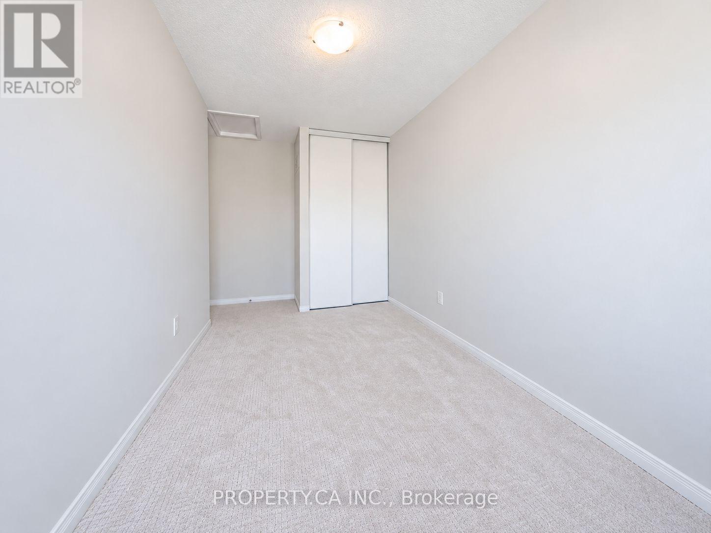 72 Jenkinson Way, Toronto, ON photo 43