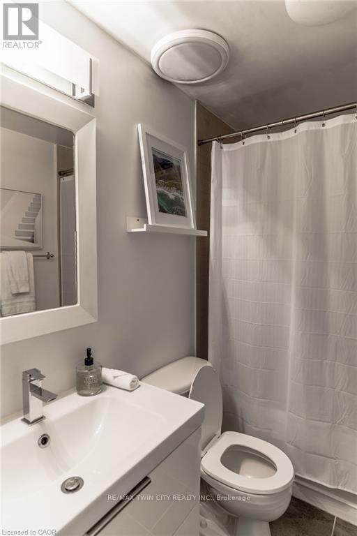 #620 233 CARLAW AVENUE - 18