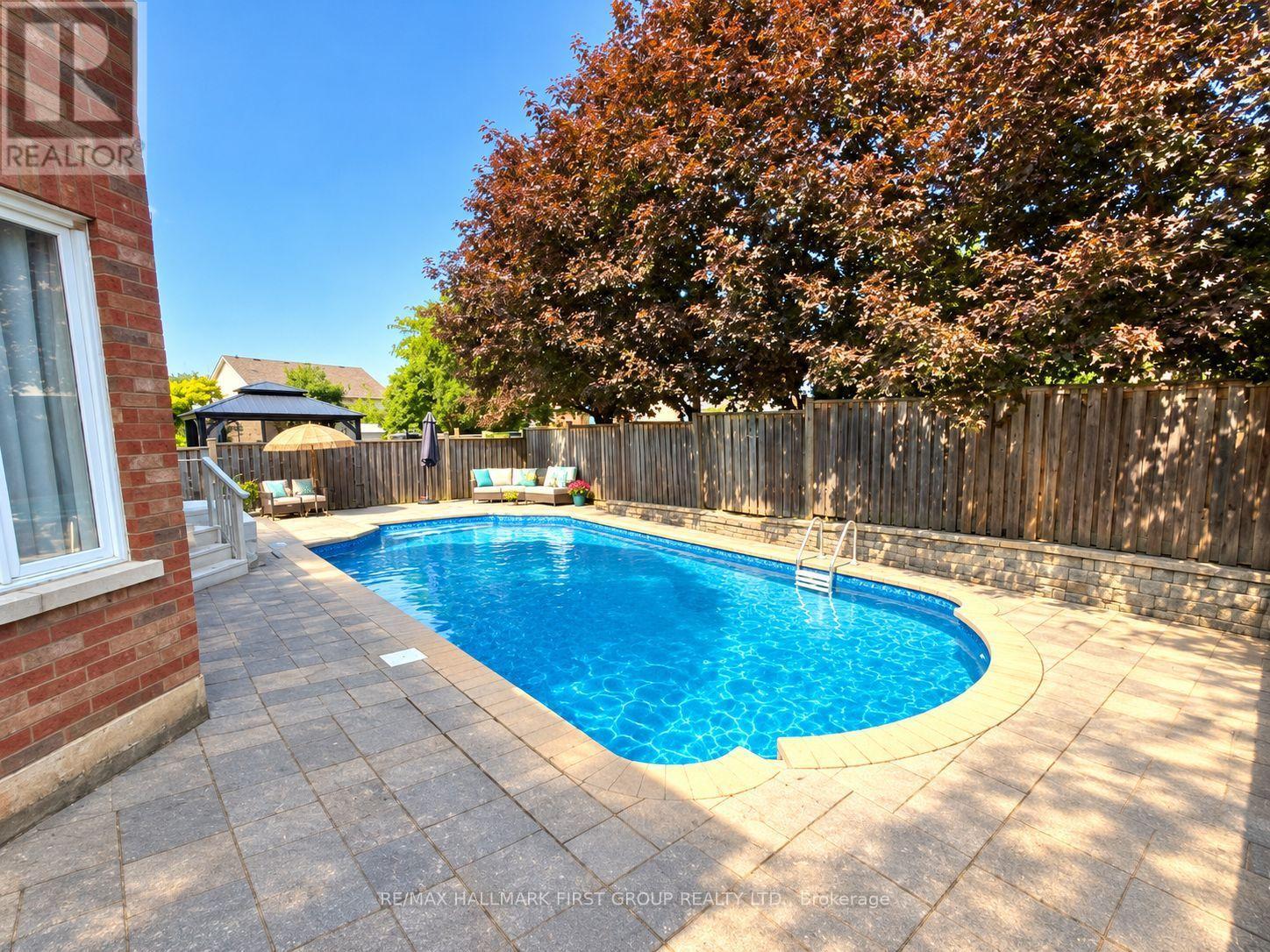 10 Darley Street, Ajax, ON photo 18