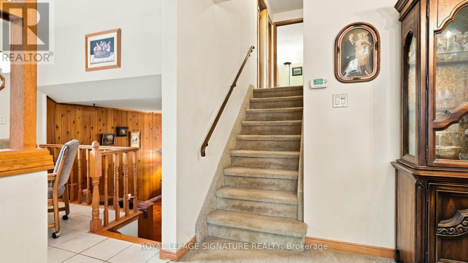 5 ERINLEA CRESCENT - 14