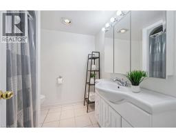 168 Brewery Street, Baden, ON N3A2S8 Photo 32