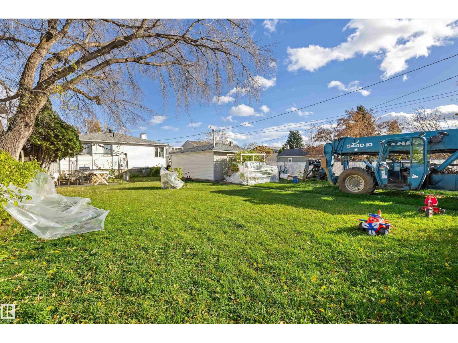 10746 151 ST NW, Edmonton — photo 30